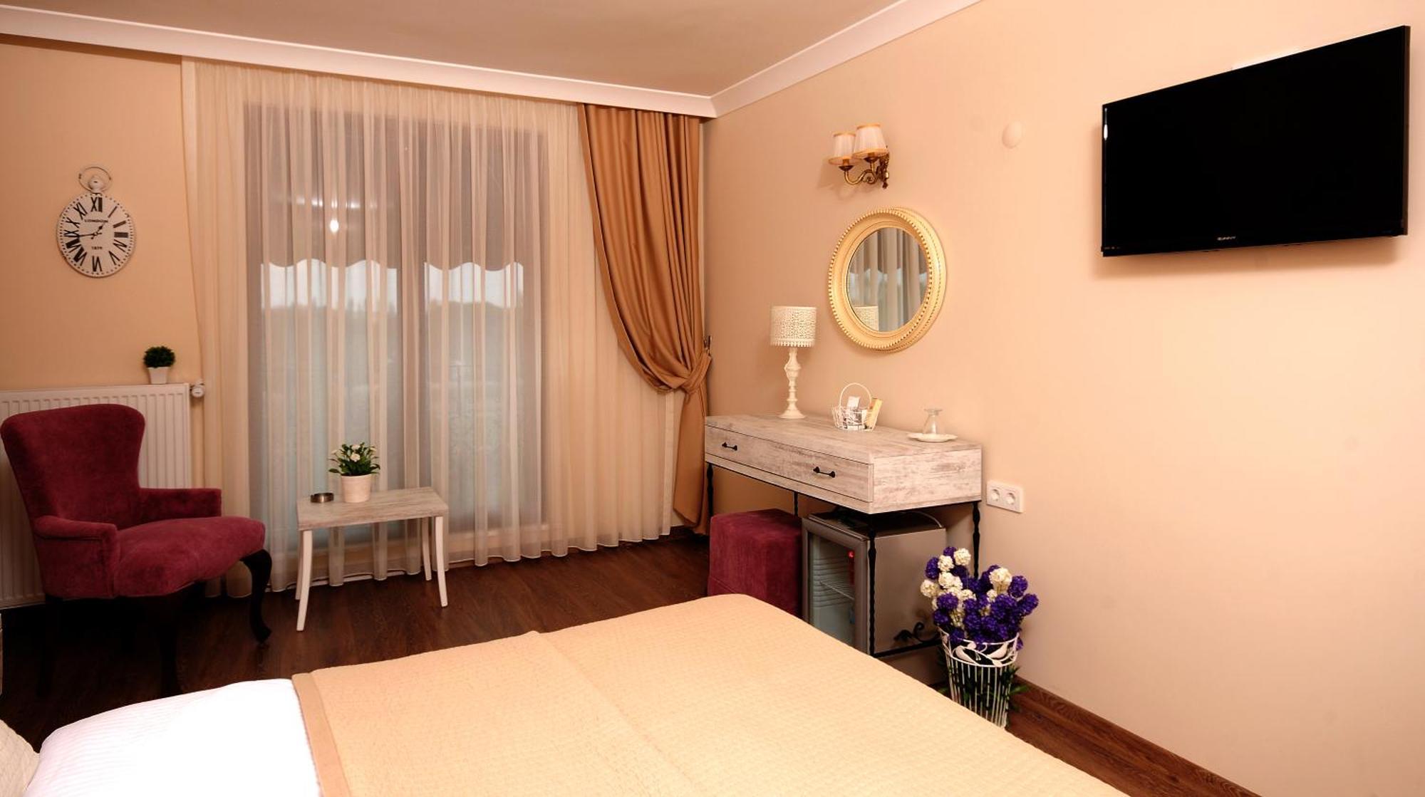 Edahan Hotel بيغا الغرفة الصورة